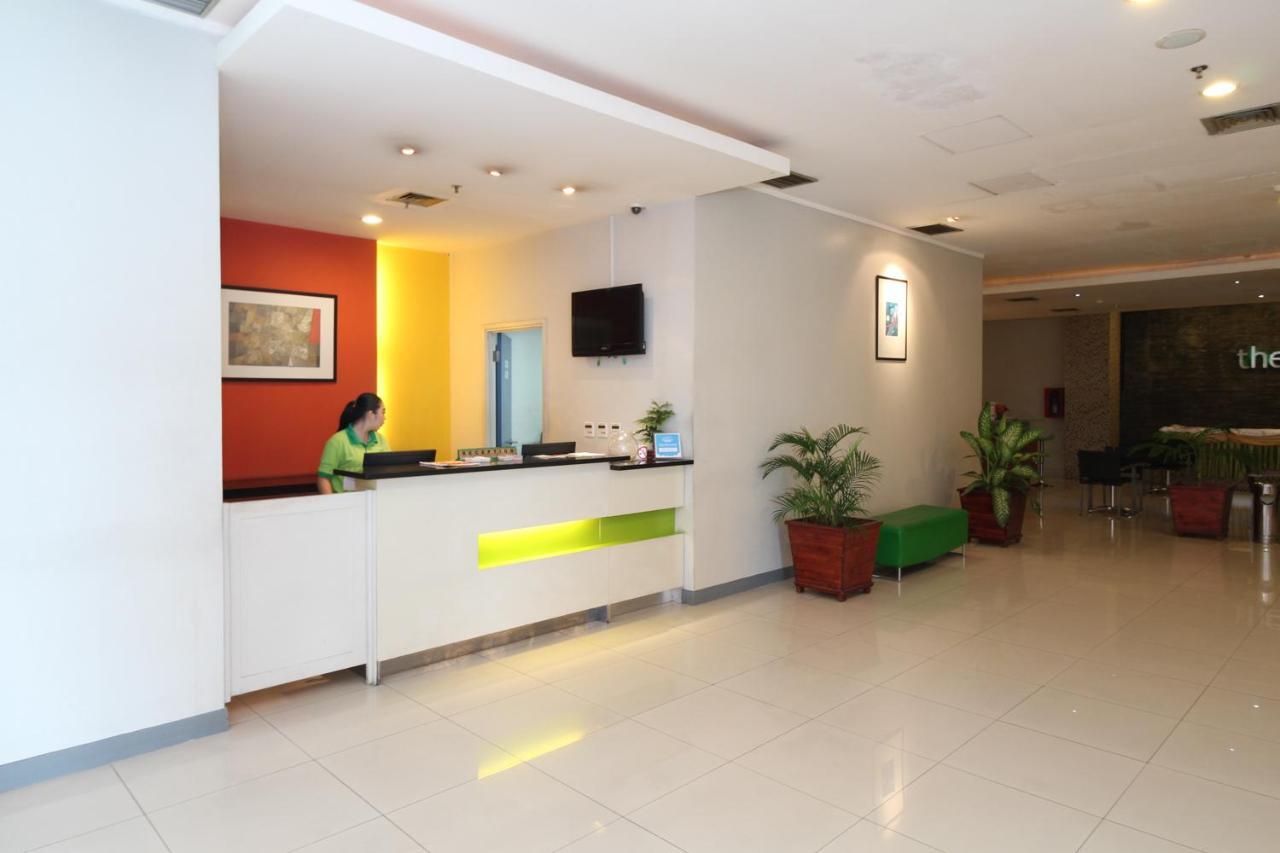 Airy Glodok Pinangsia Raya Jakarta Hotel Exterior foto