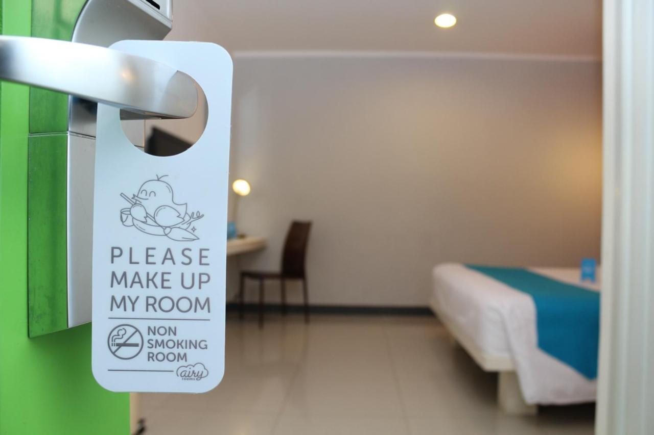 Airy Glodok Pinangsia Raya Jakarta Hotel Exterior foto