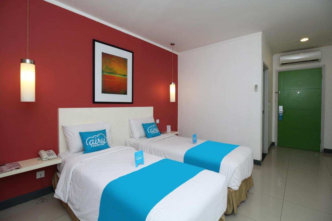 Airy Glodok Pinangsia Raya Jakarta Hotel Exterior foto