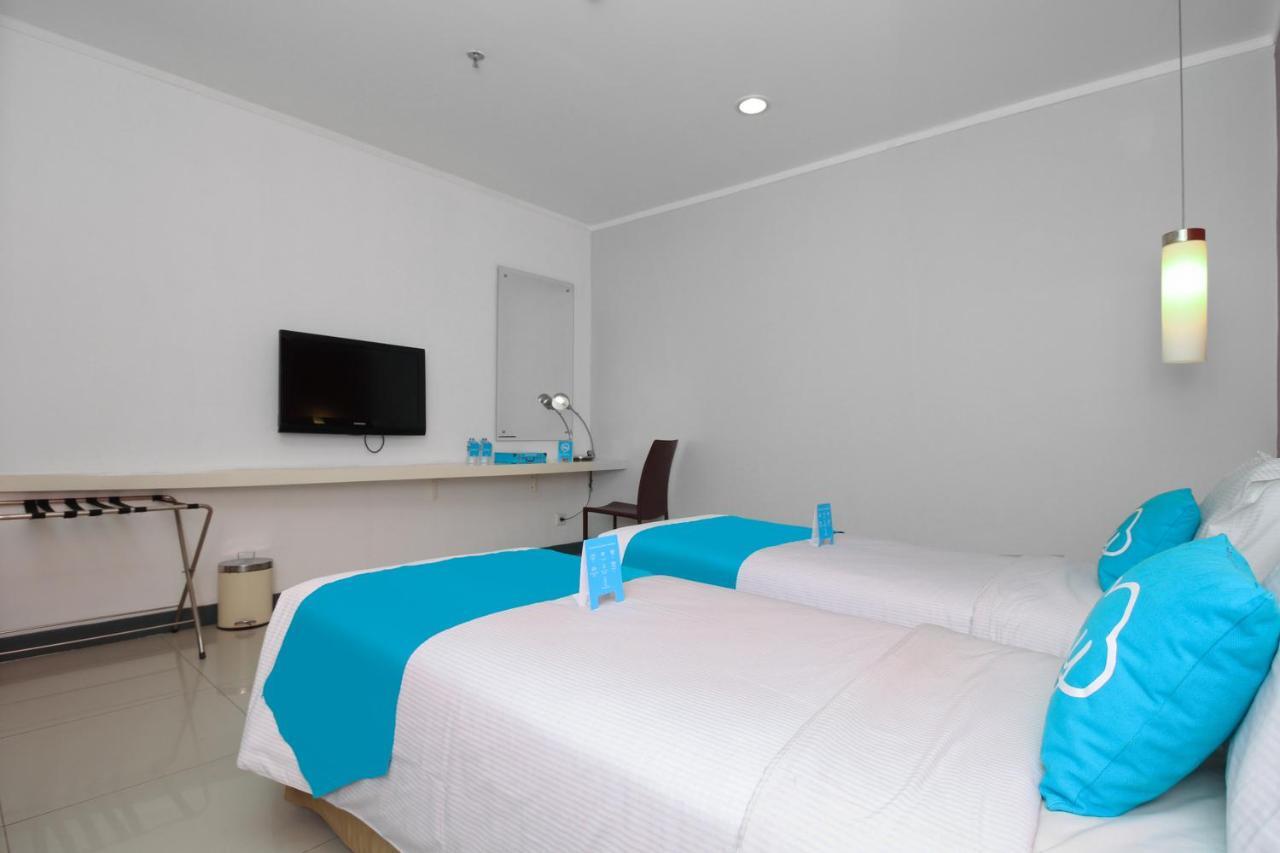 Airy Glodok Pinangsia Raya Jakarta Hotel Exterior foto