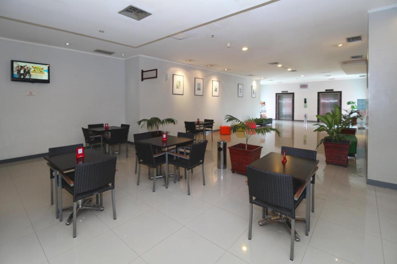 Airy Glodok Pinangsia Raya Jakarta Hotel Exterior foto